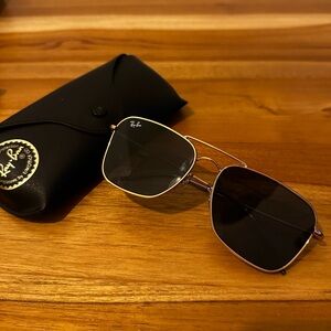 Ray-Ban Reverse RBR0102S Caravan Sunglasses in Gold / Green